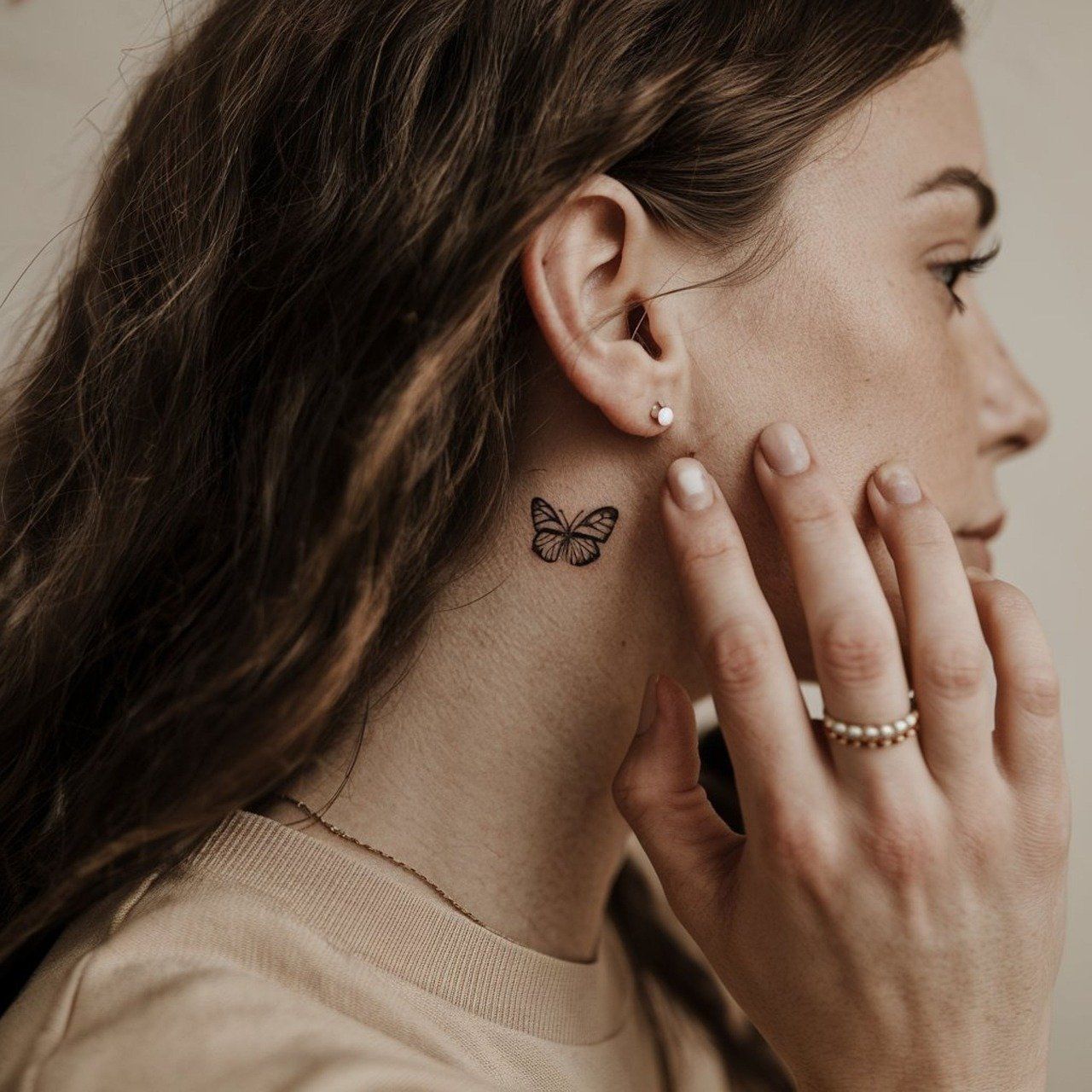 entdecken sie auffällige statement-ohrringe – das perfekte accessoire, um jedem outfit einen individuellen und modischen touch zu verleihen. große auswahl, trendige designs und hochwertige materialien für jeden anlass.