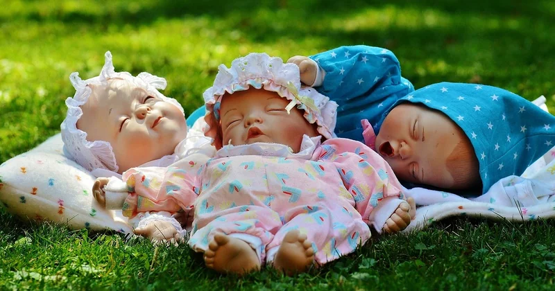 Baby fremdelt nicht – ist das ein Problem?